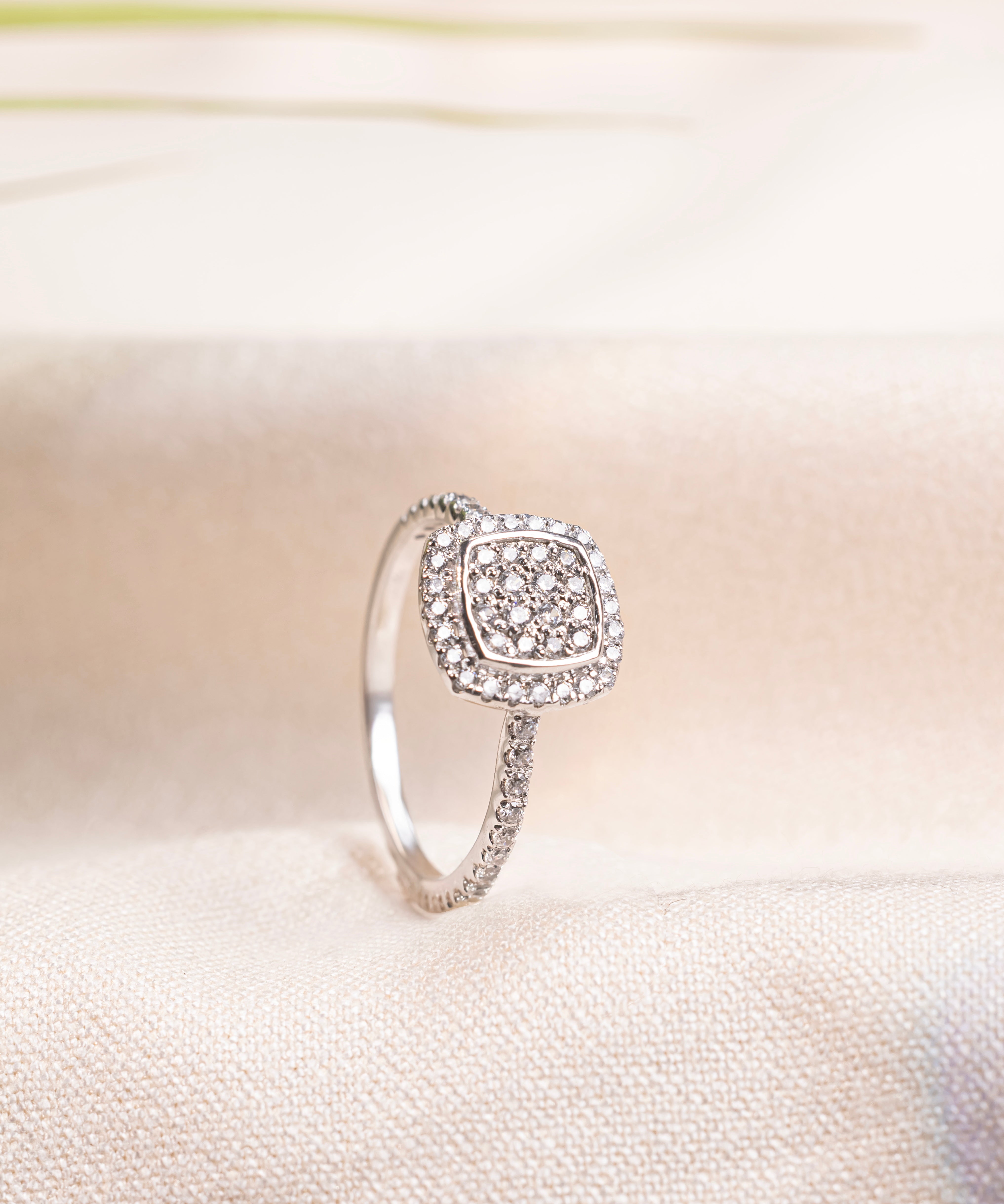 Spark Luminous Ring