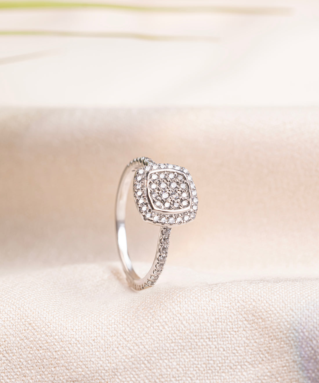 Spark Luminous Ring