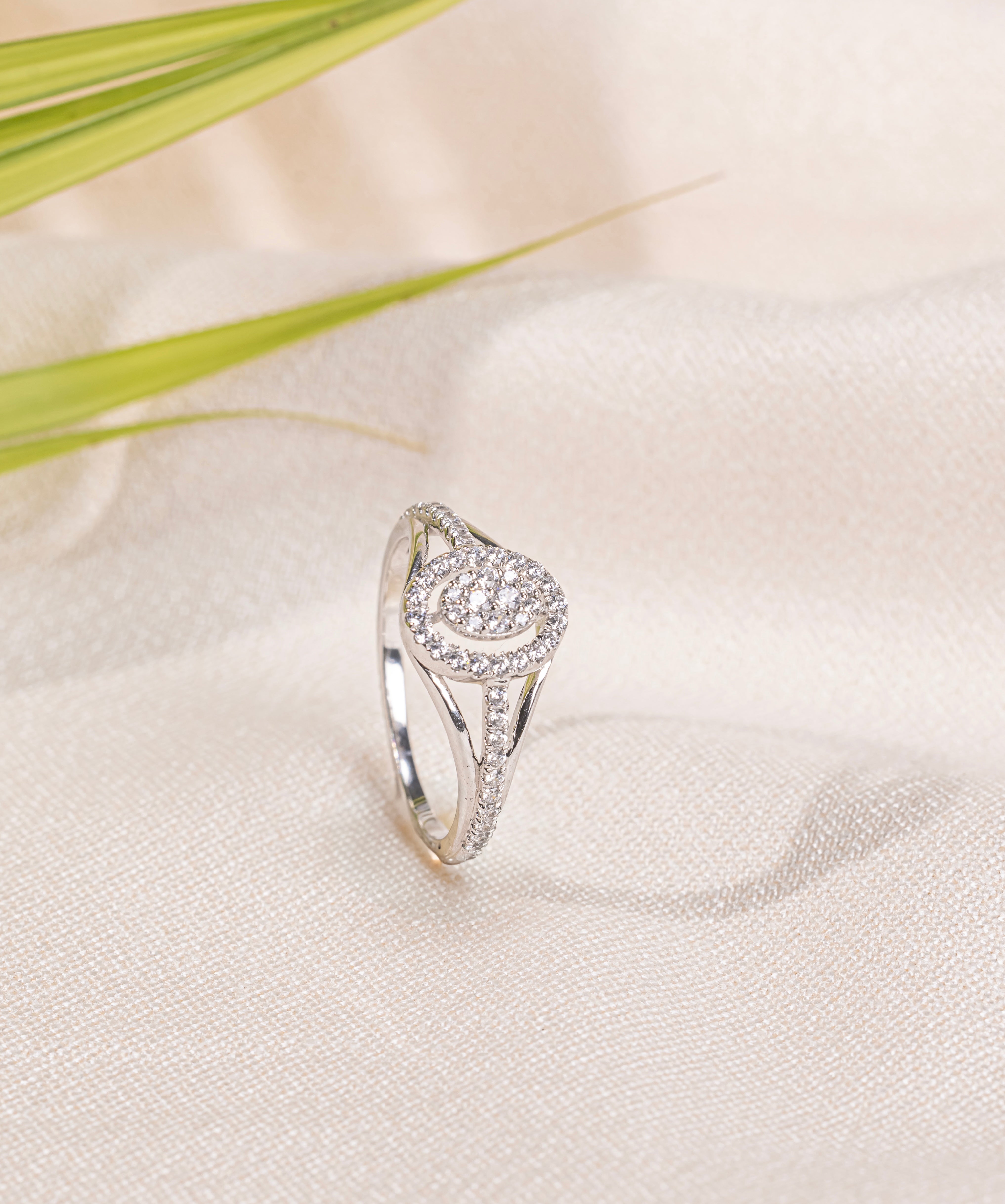 Whisper Luminous Ring