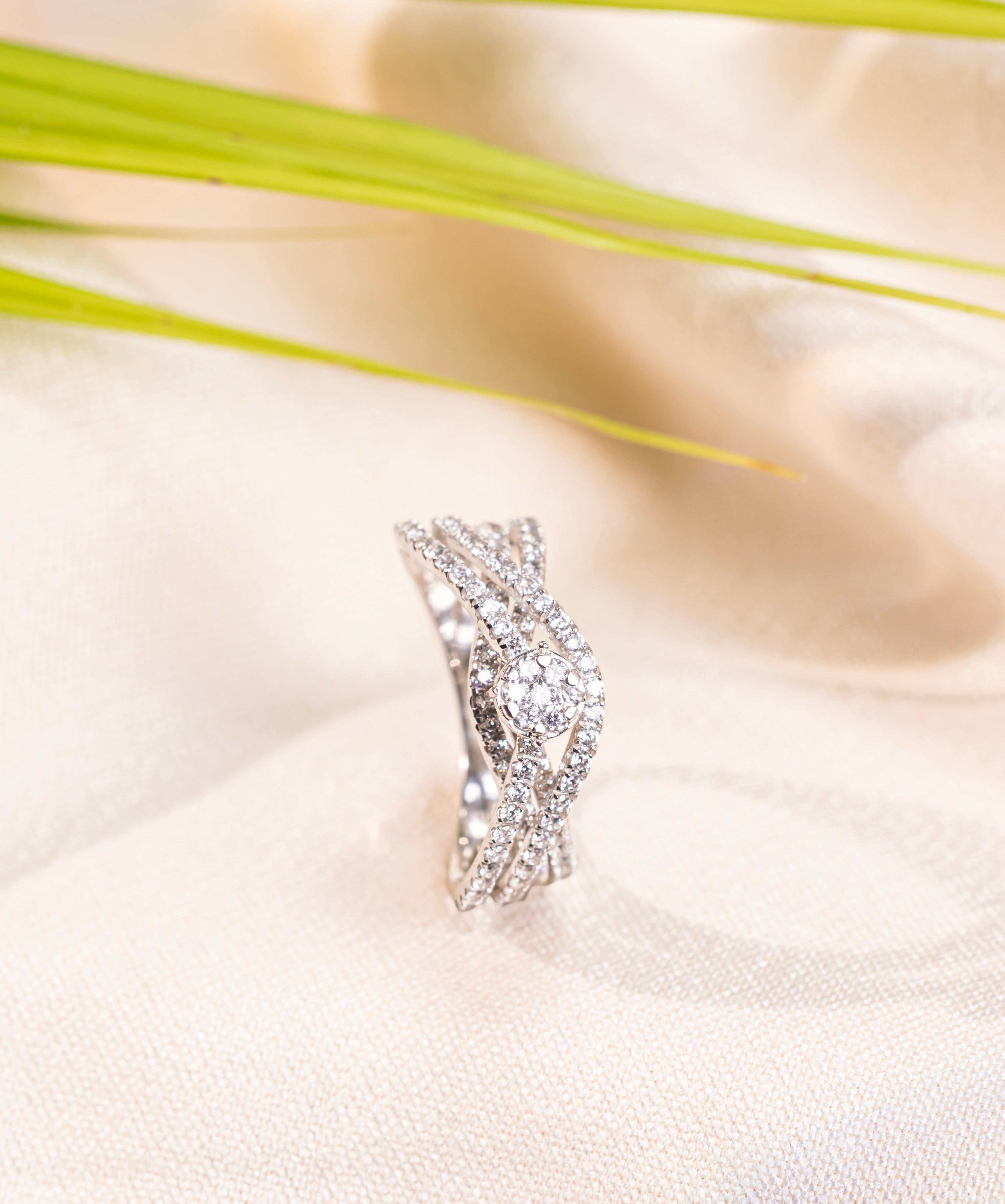 Ethereal Twist Ring