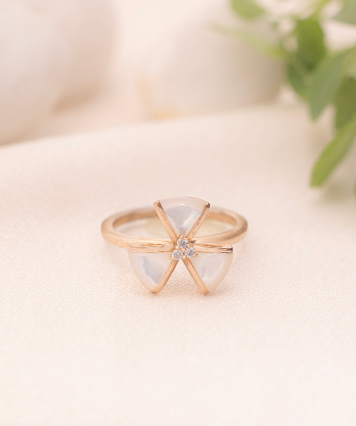 Blossom Silk Clover Ring