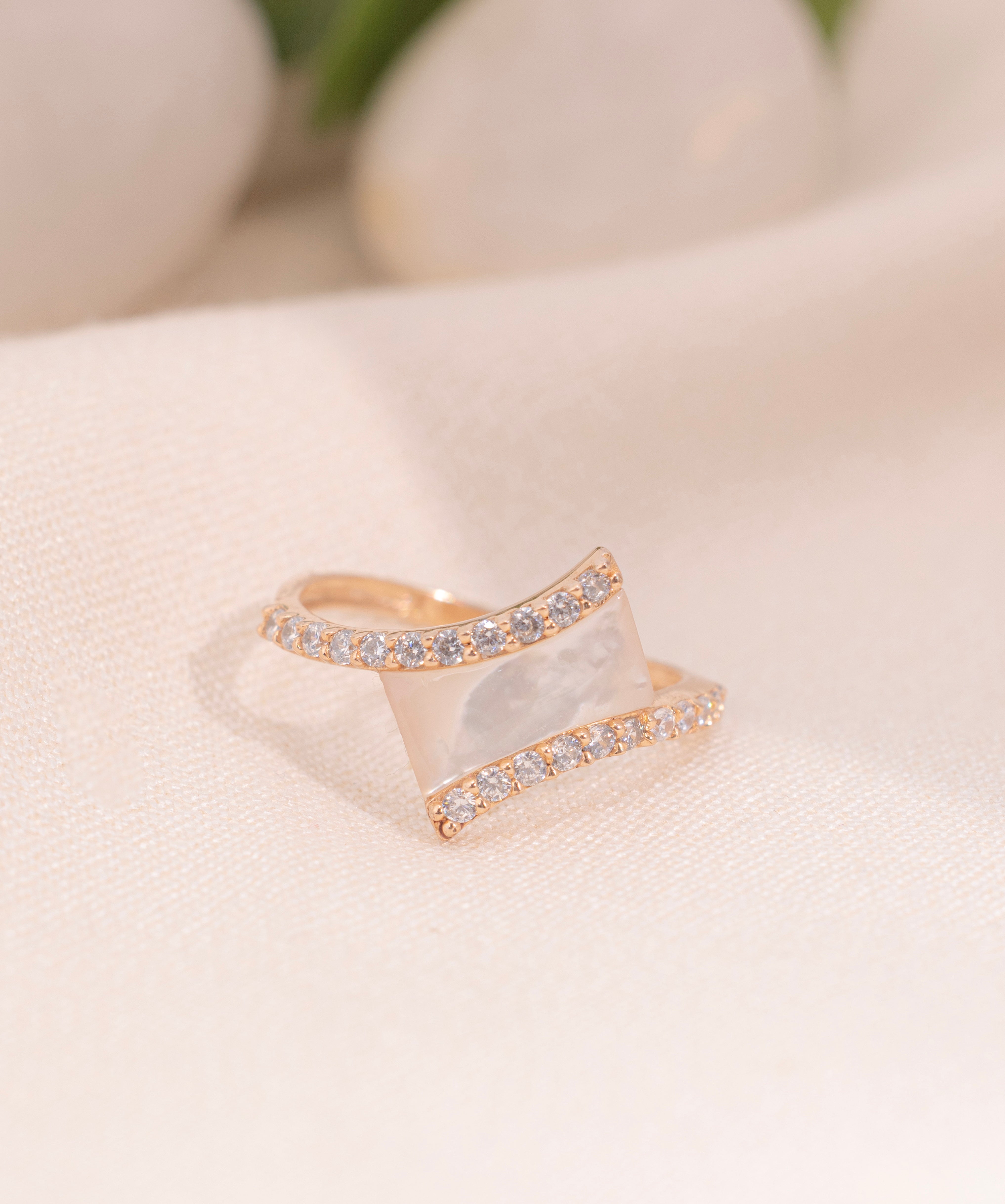 Grand Horizon Prism Ring