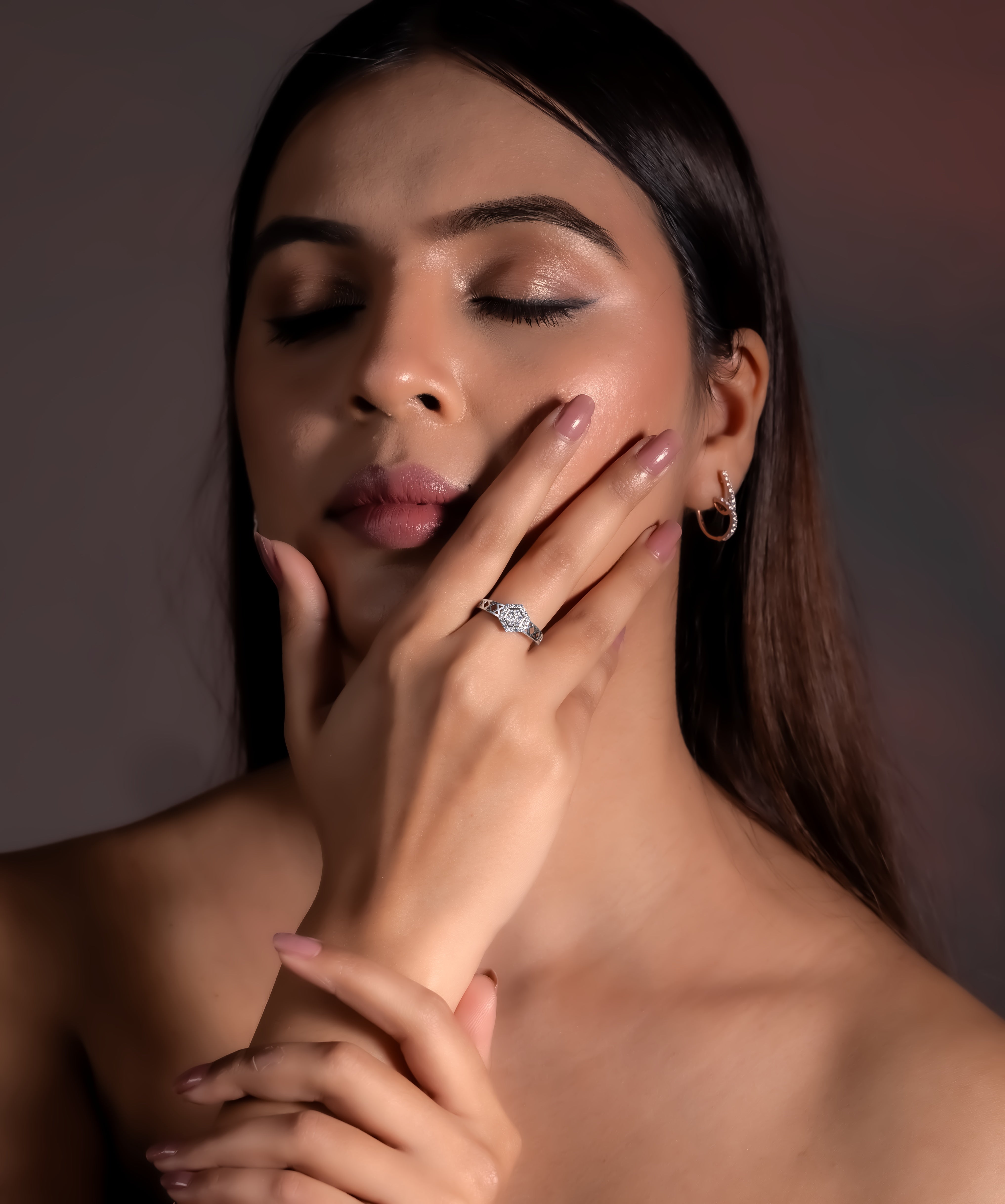 Hexa Aura Cluster Ring