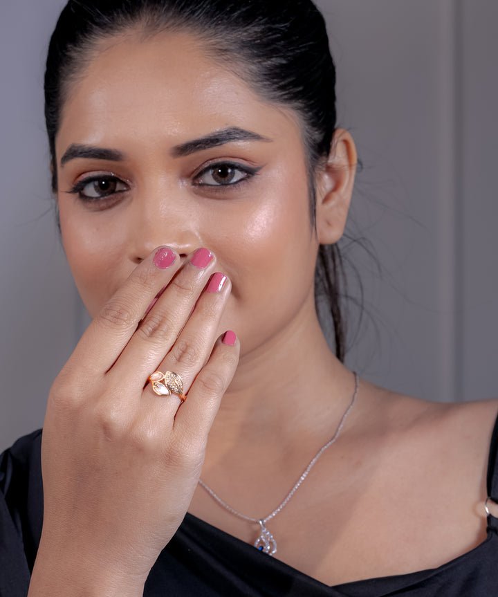 Verdant Muse Triple-Leaf Ring