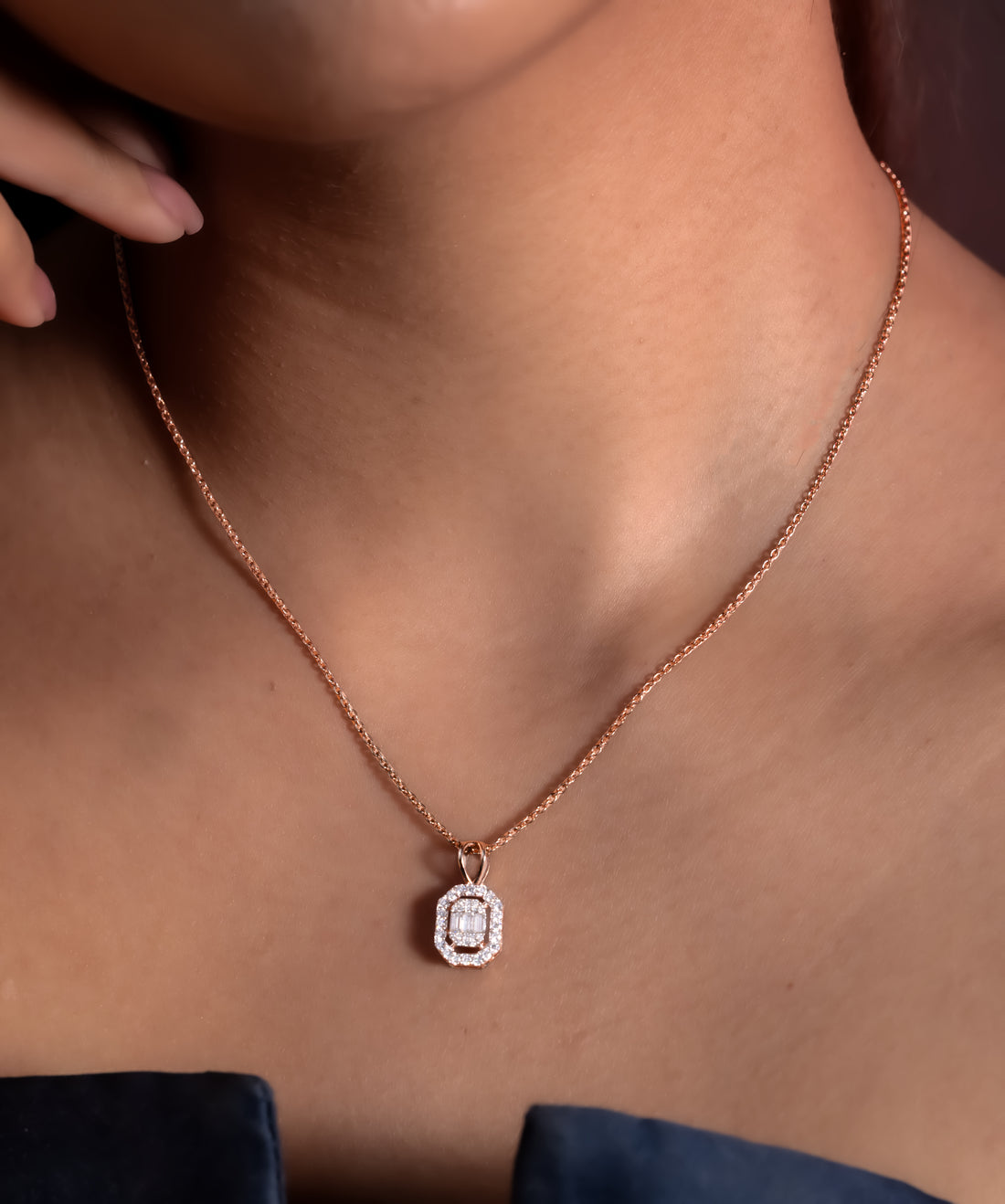 Octavira Halo Necklace