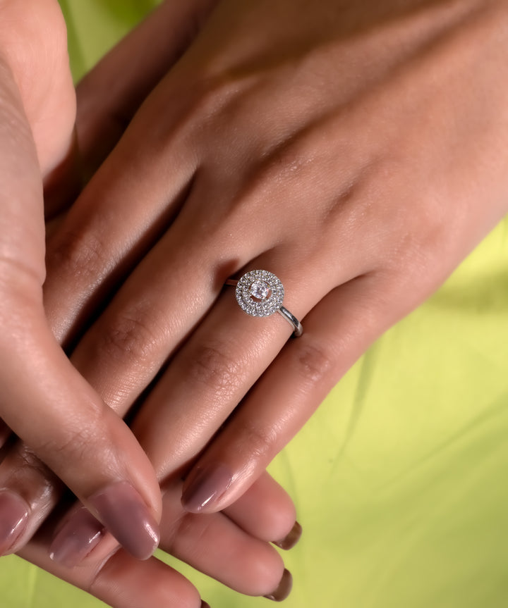 Luna Grace Halo Ring