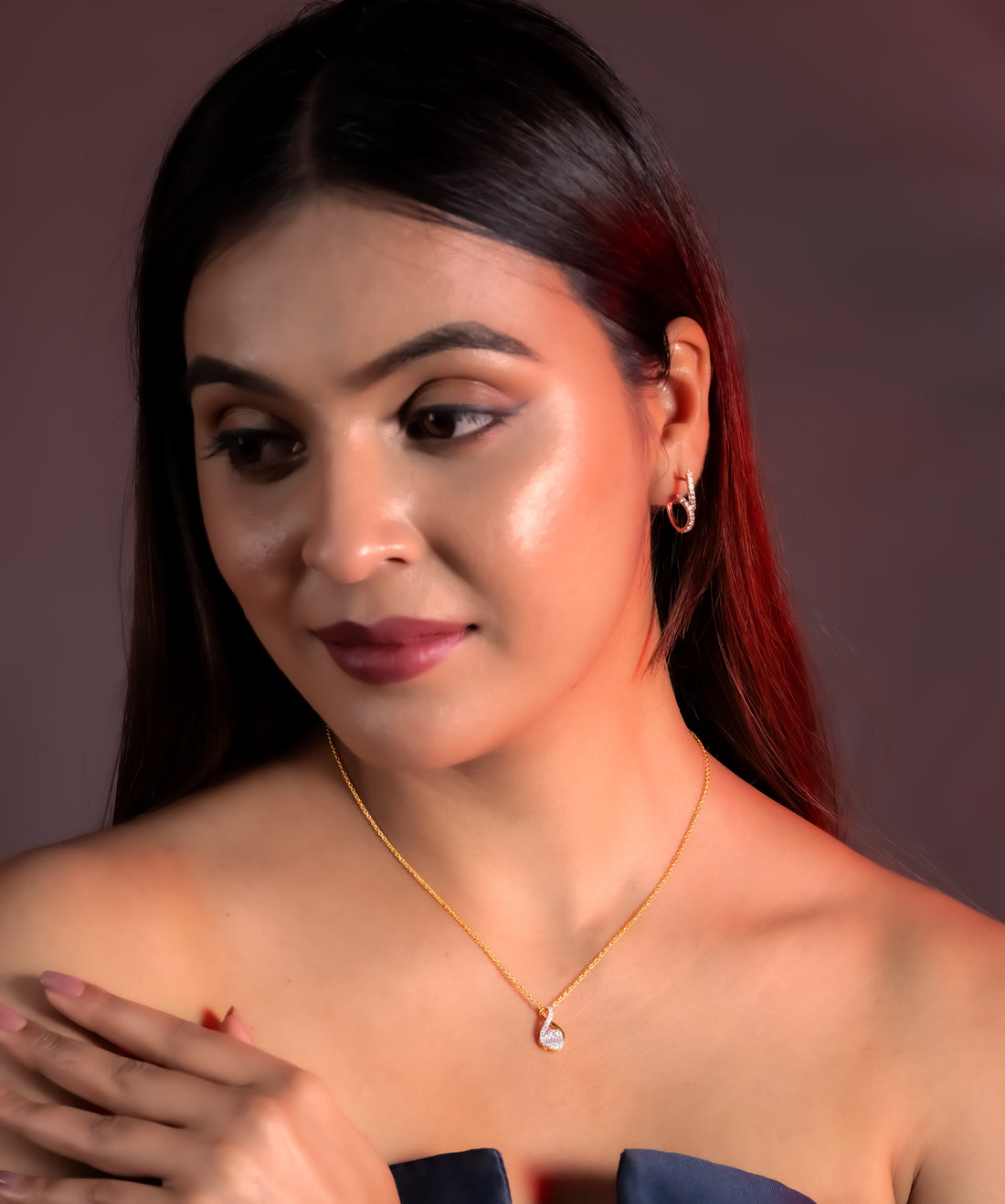 Serenique Twist Necklace