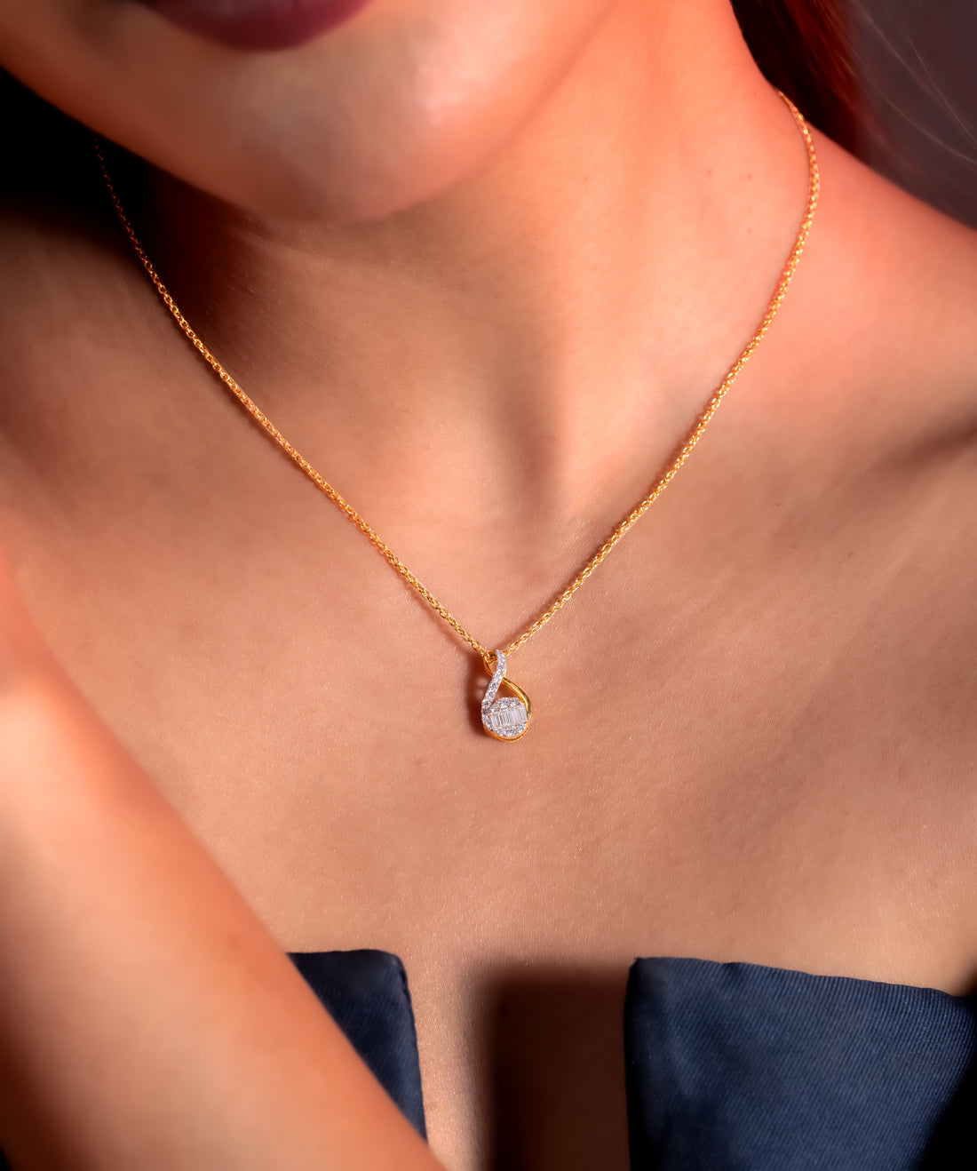 Serenique Twist Necklace