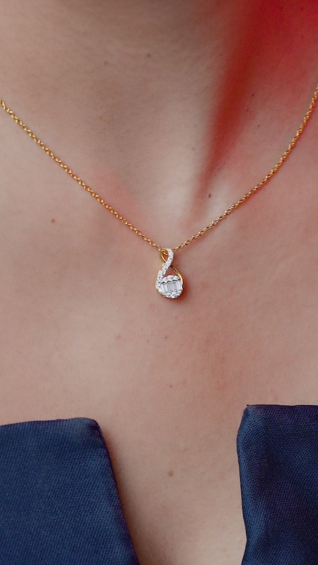 Serenique Twist Necklace