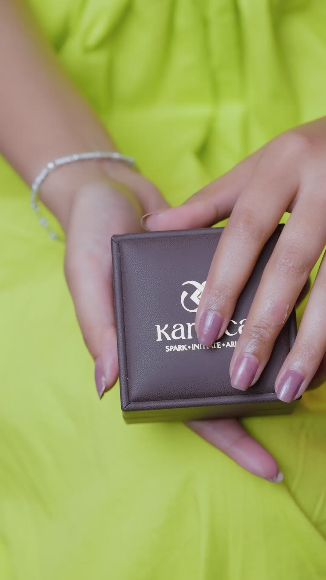 Elite Square Spark Earrings